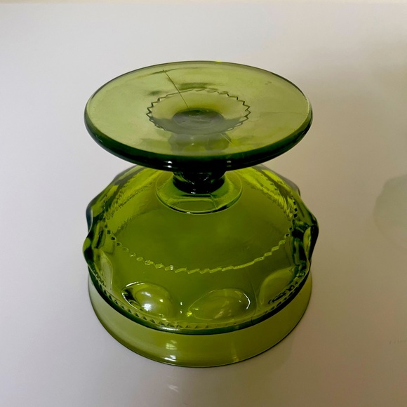 Set of 4 Vintage (1960s/1970s) green Indiana Glass Kings Crown thumbprint. - Picture 5 of 6